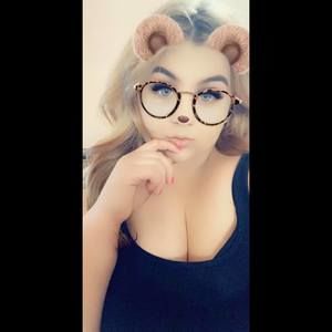 Meet your Posher, Monica